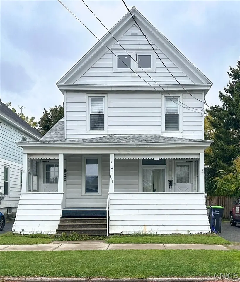 318 S Main St