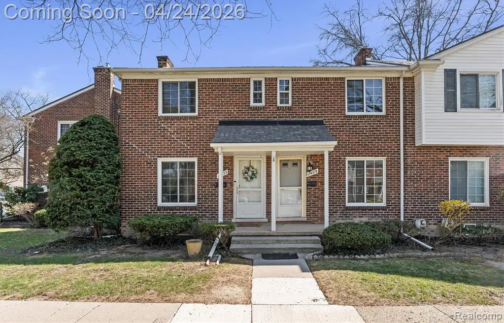 22923 Gary Ln