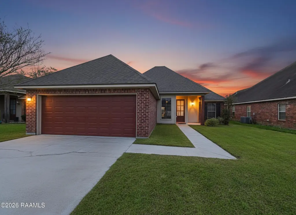 108 Portsmouth Dr