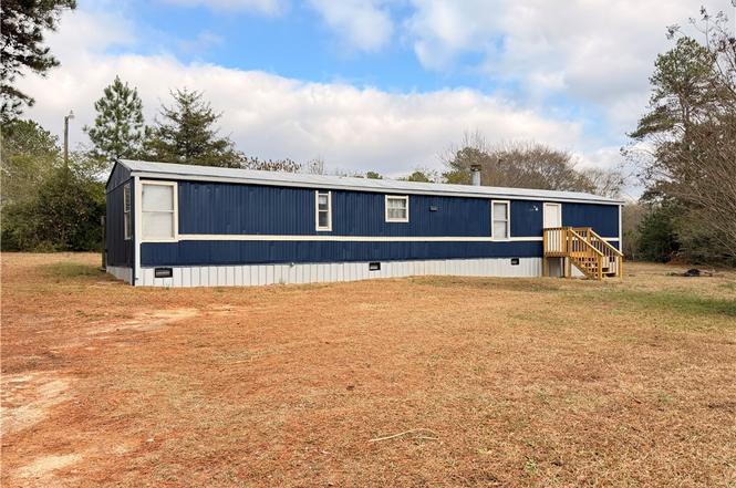 303 Trail Ct