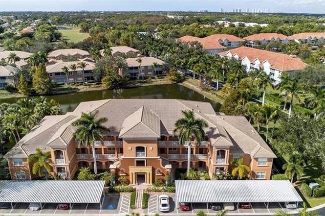 9601 Spanish Moss Way #3624