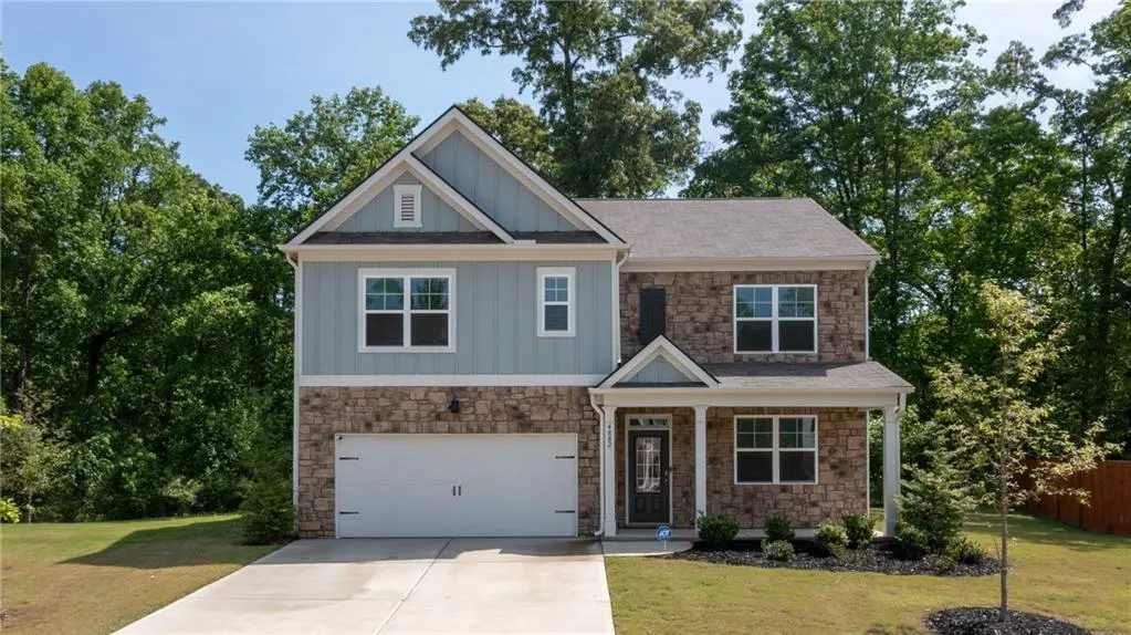 4882 Golden Finch Ln SW
