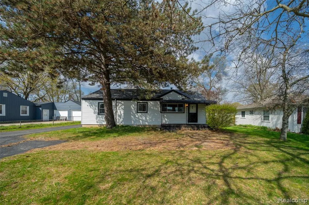 5357 Sashabaw Rd