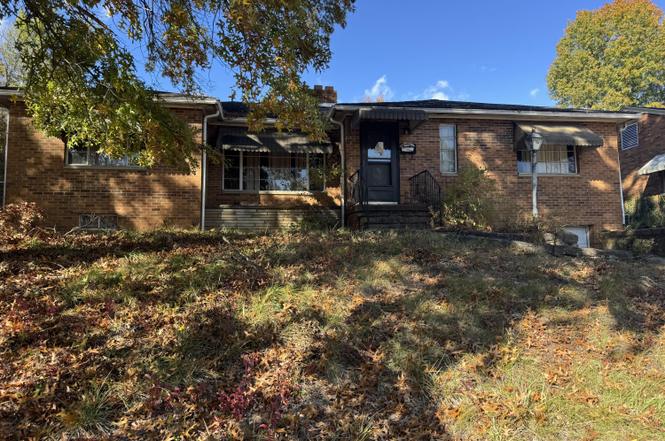 3018 Wallace Cir