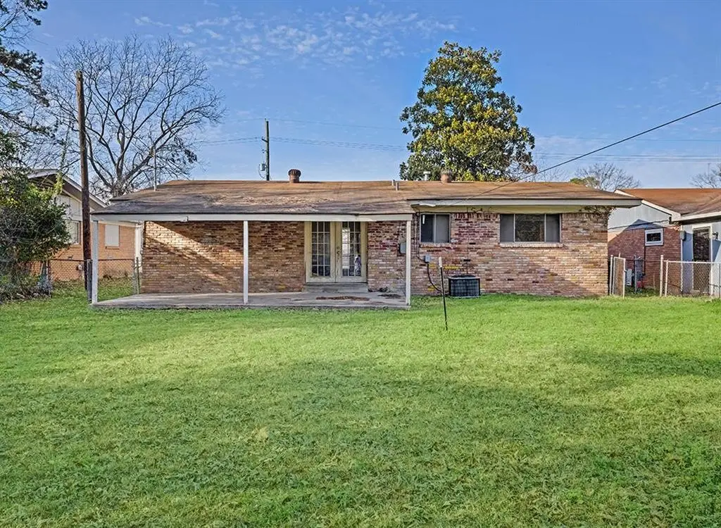 504 Redwater Rd