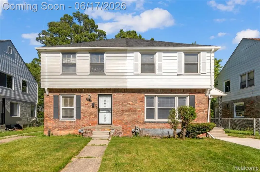 20114 Regent Dr