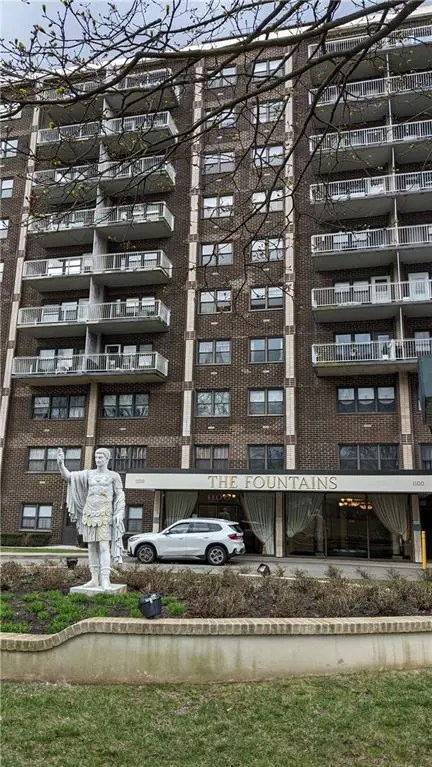 1100 Clove Rd Unit 5K