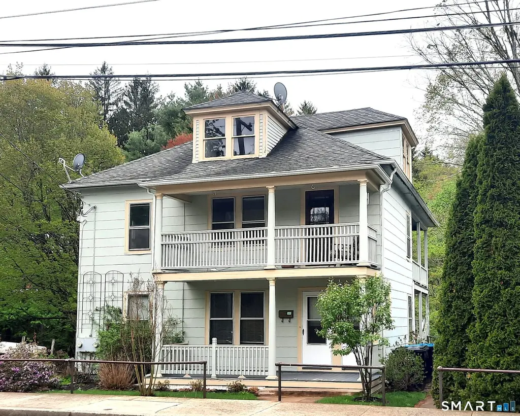 15 Milton St