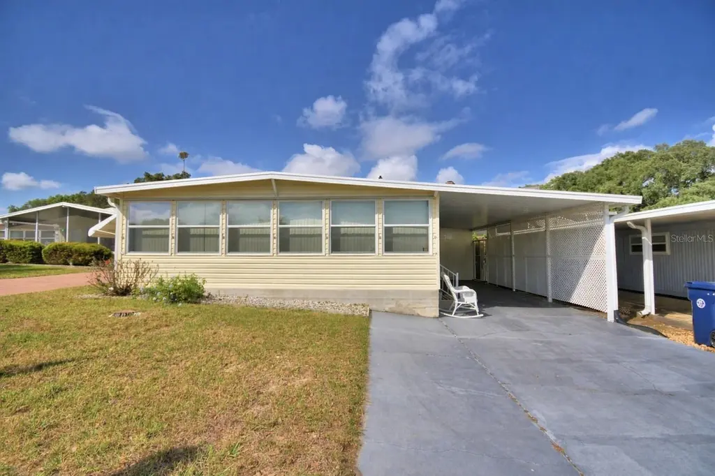 169 Paradise Ln