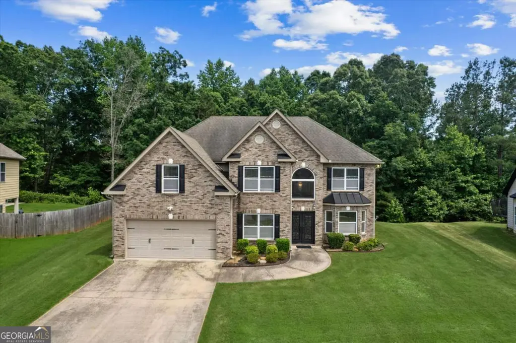 3995 Lucas Ln