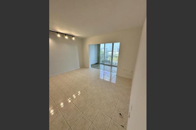 3850 Washington St #510