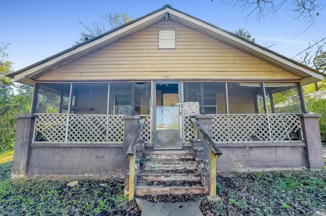 2009 Dawson Ave