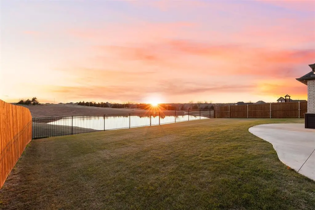 3533 Rolling Park Rd