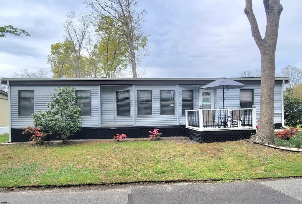 301 Jetty Dr