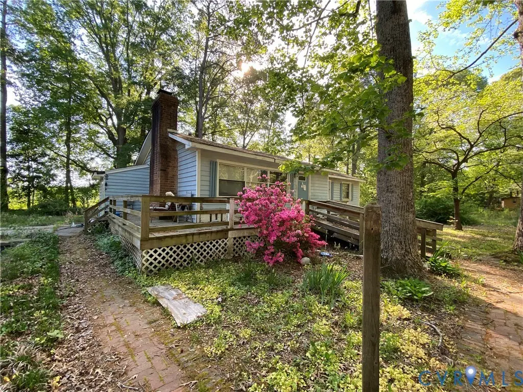 122 Meadowlark Rd