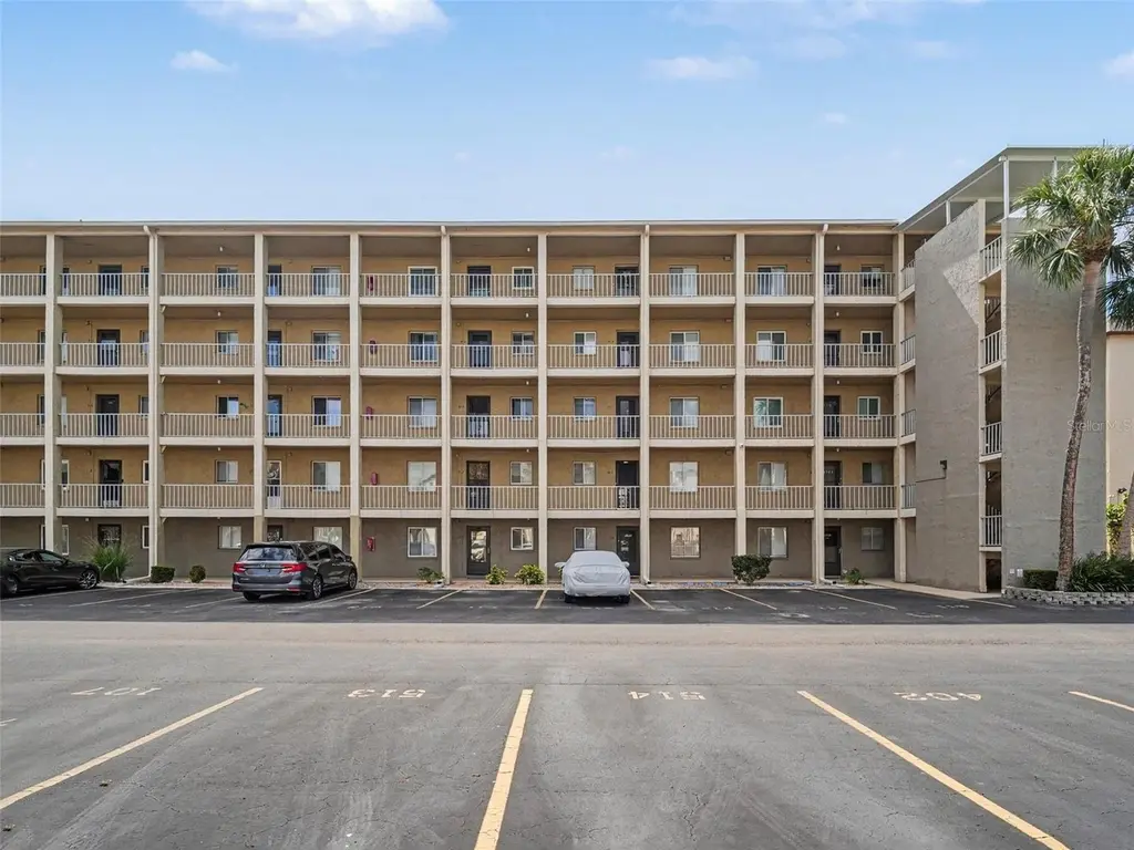 3801 Lake Bayshore Dr Unit H413