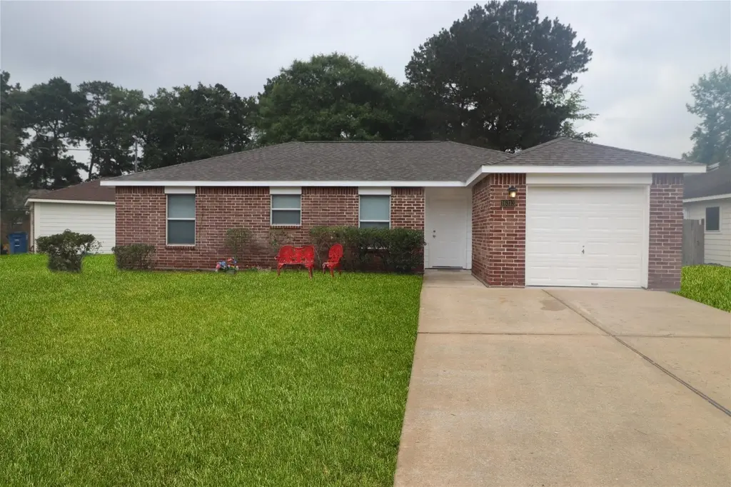 16313 Many Trees Ln