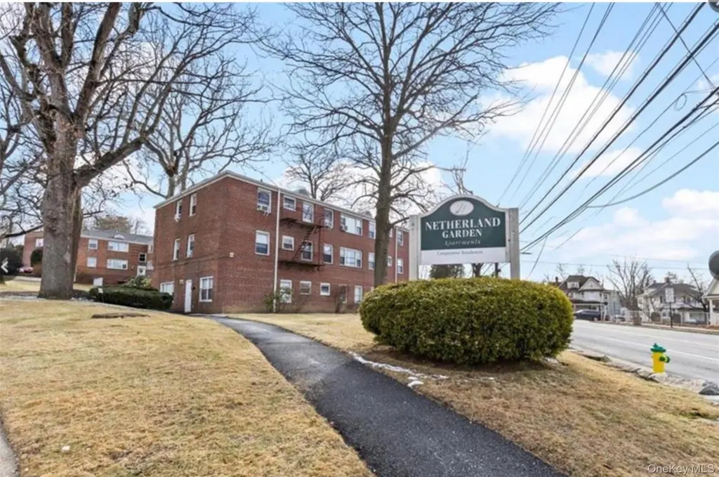 205 West Post Rd Unit 2H