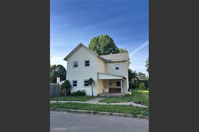 341 Saint Clair Ave SW