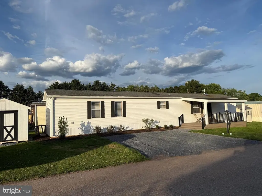 22 Hinden Homes Tra Ct