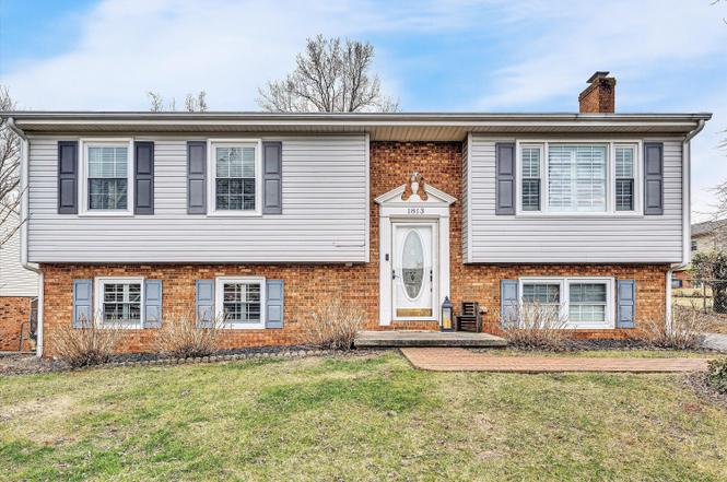 1813 Cambridge Dr