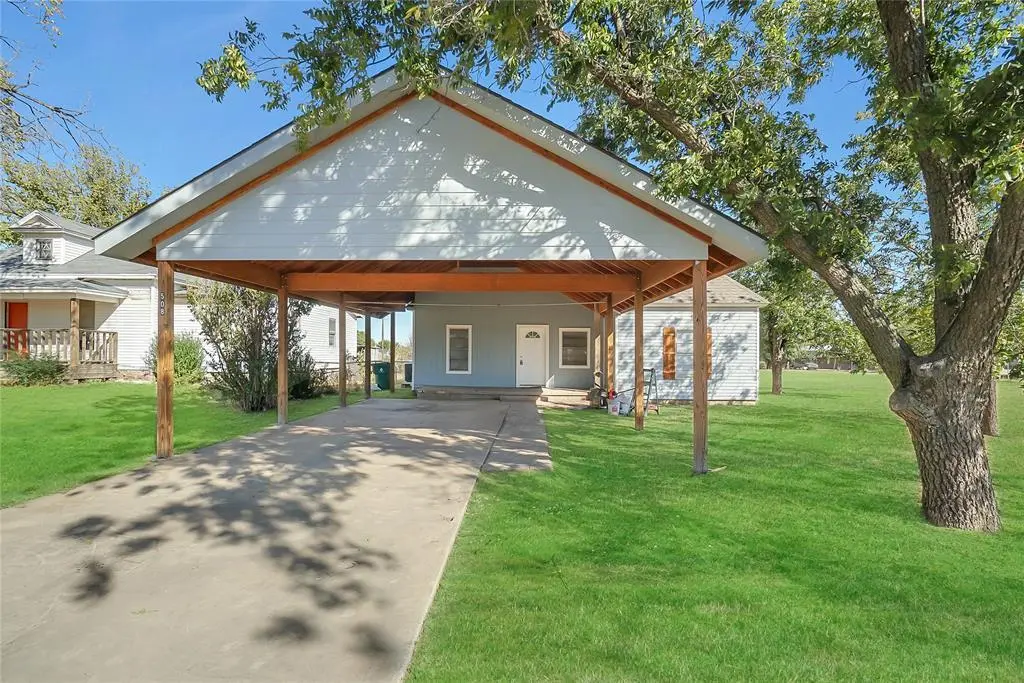 508 N Elm