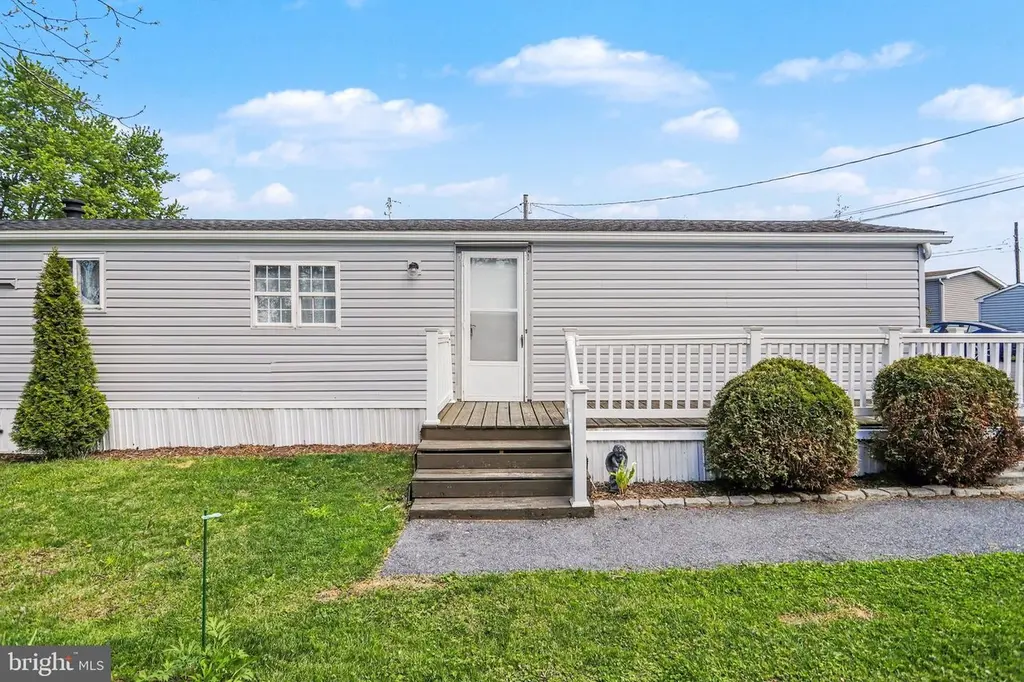 326 Don Dr