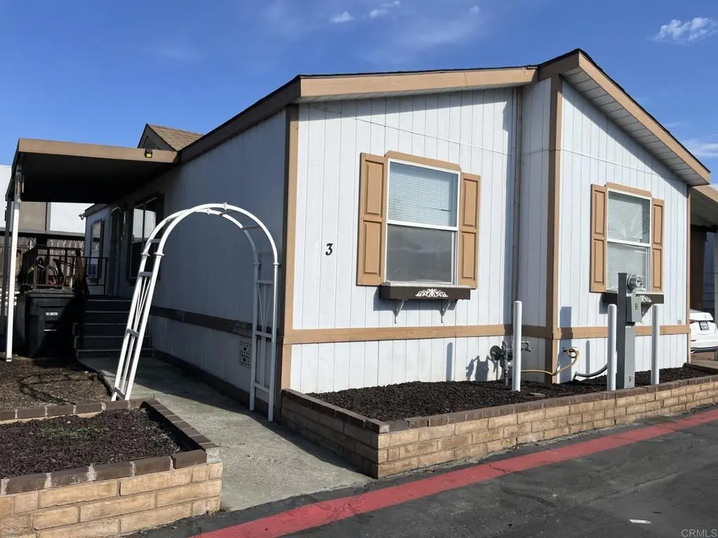 255 E Bradley Ave #3