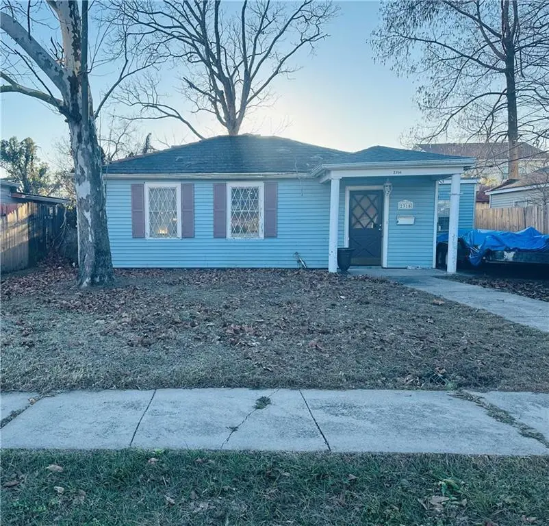 2316 Hero St