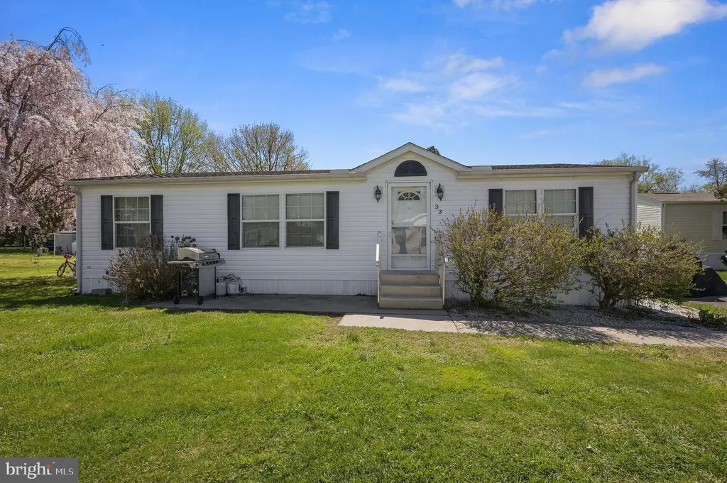 33 Hedgerow Hollow Rd #33