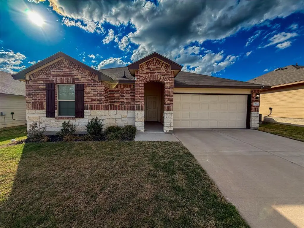 1036 Chambray Dr