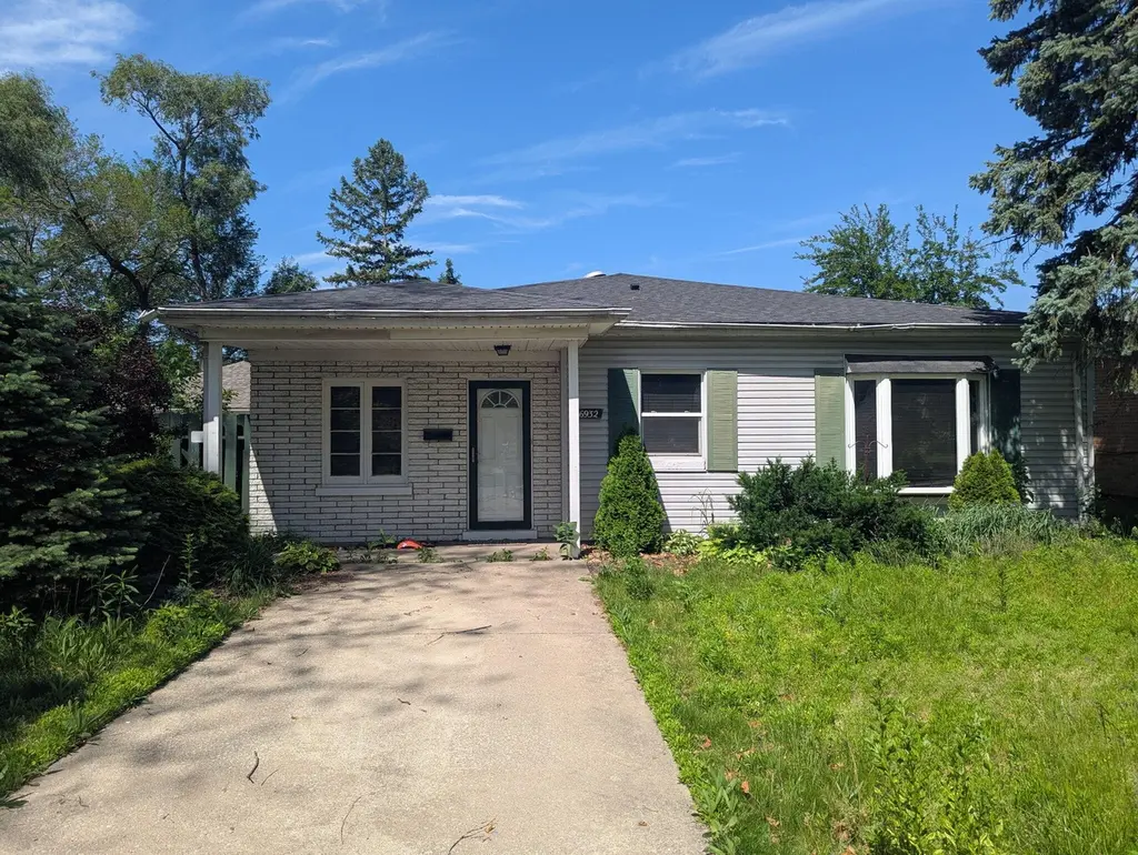 6932 Schneider Ave