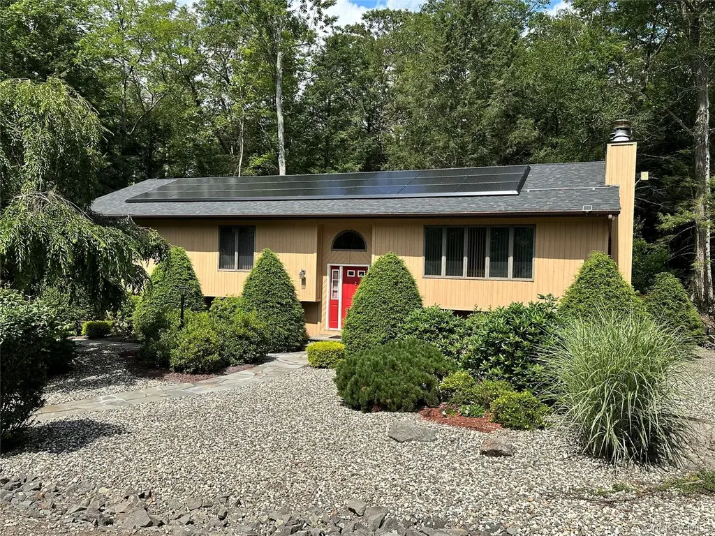 60 Manchester Rd