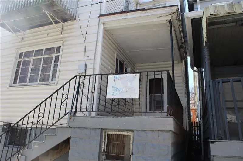 569 Linden Way