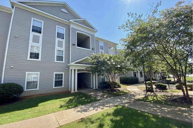 190 Yellowstone Dr #203