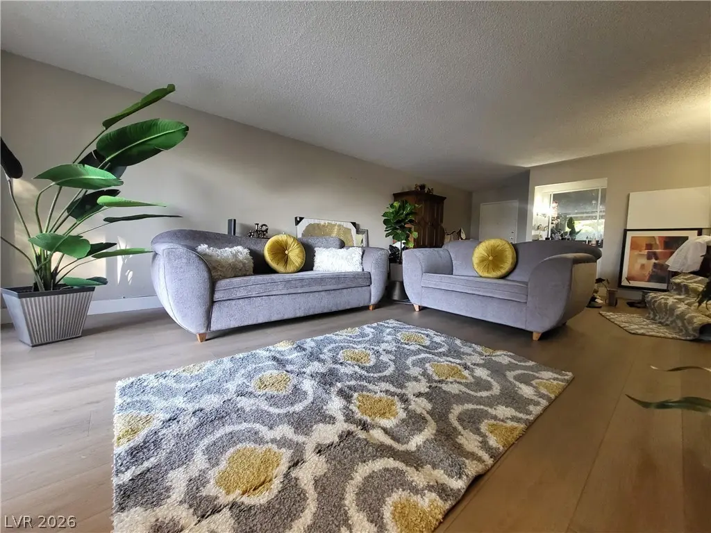 750 S Royal Crest Cir #342