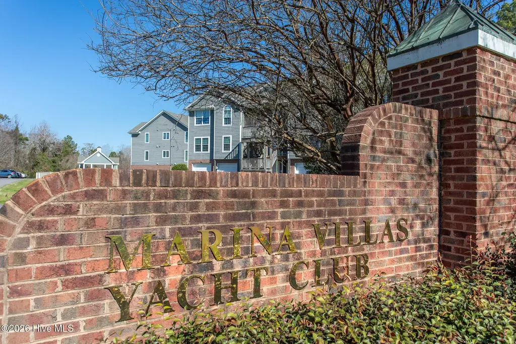 422 Albemarle Blvd Apt 12c