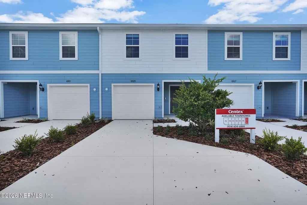 10129 Whistling Pne Ct