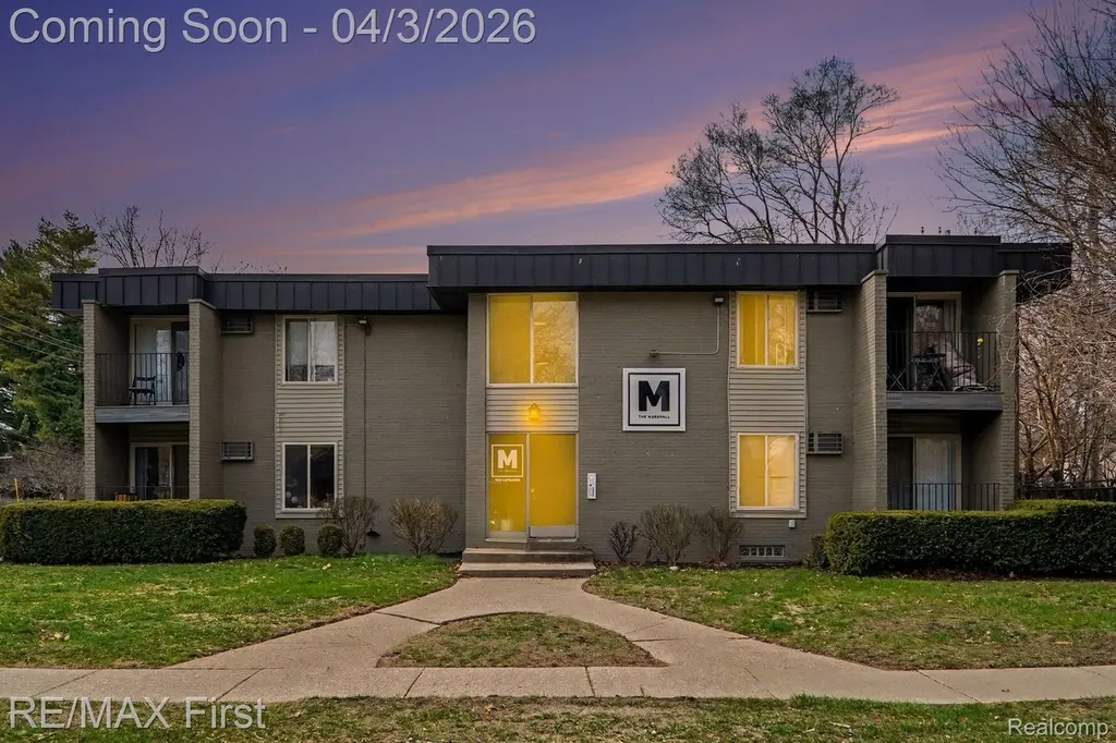 925 Laprairie St #117