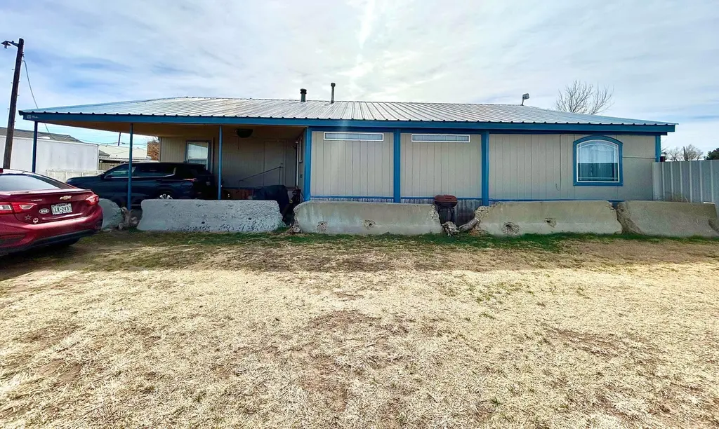 101 Gaines St