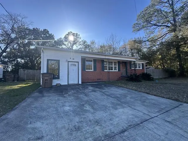 3157 Angus Dr