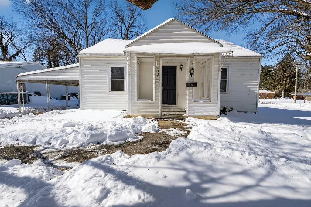 1001 Beechwood Rd