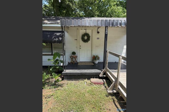 304 Treymore Ave