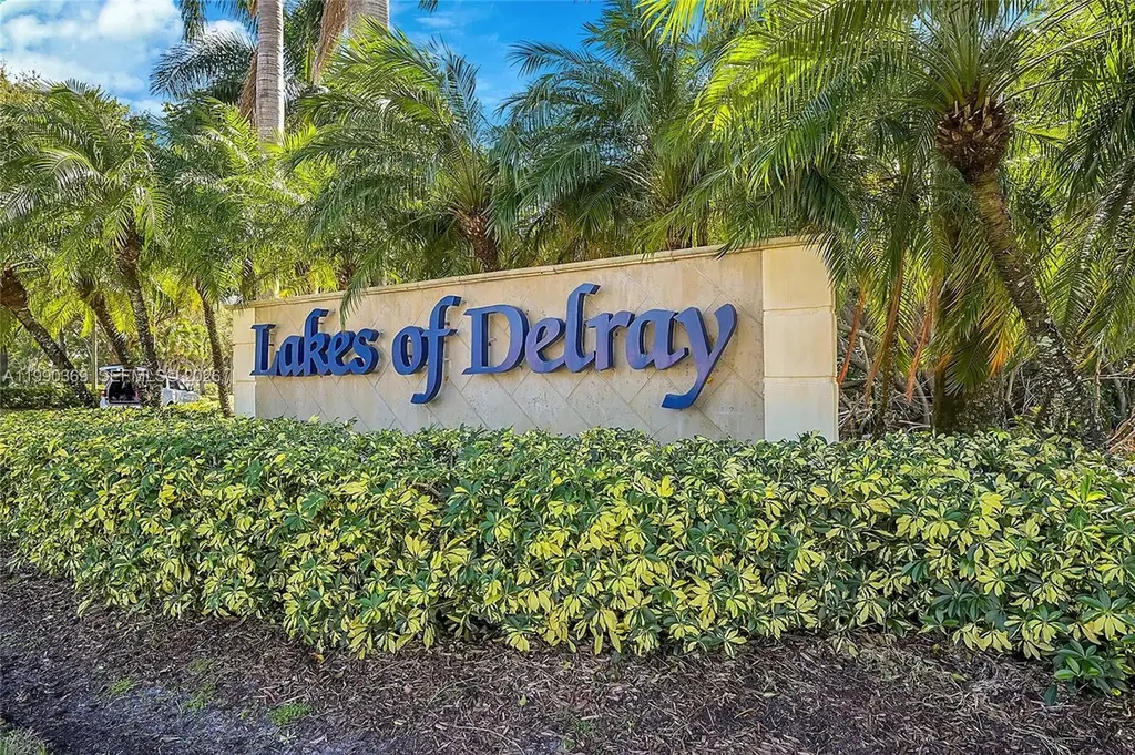 15342 Lakes Of Delray Blvd #94