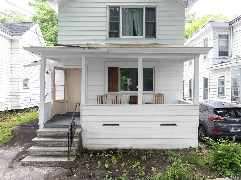 209 Lakeview Ave