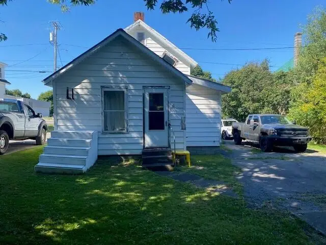 280 West Main Street St