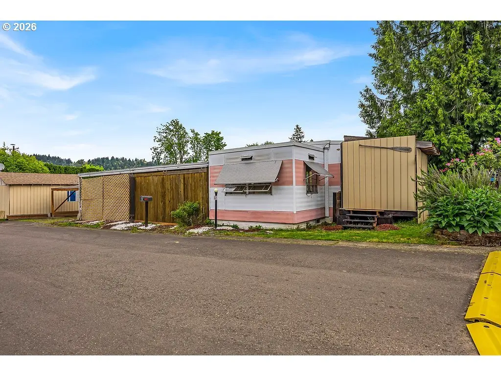 18830 Highway 99e #42