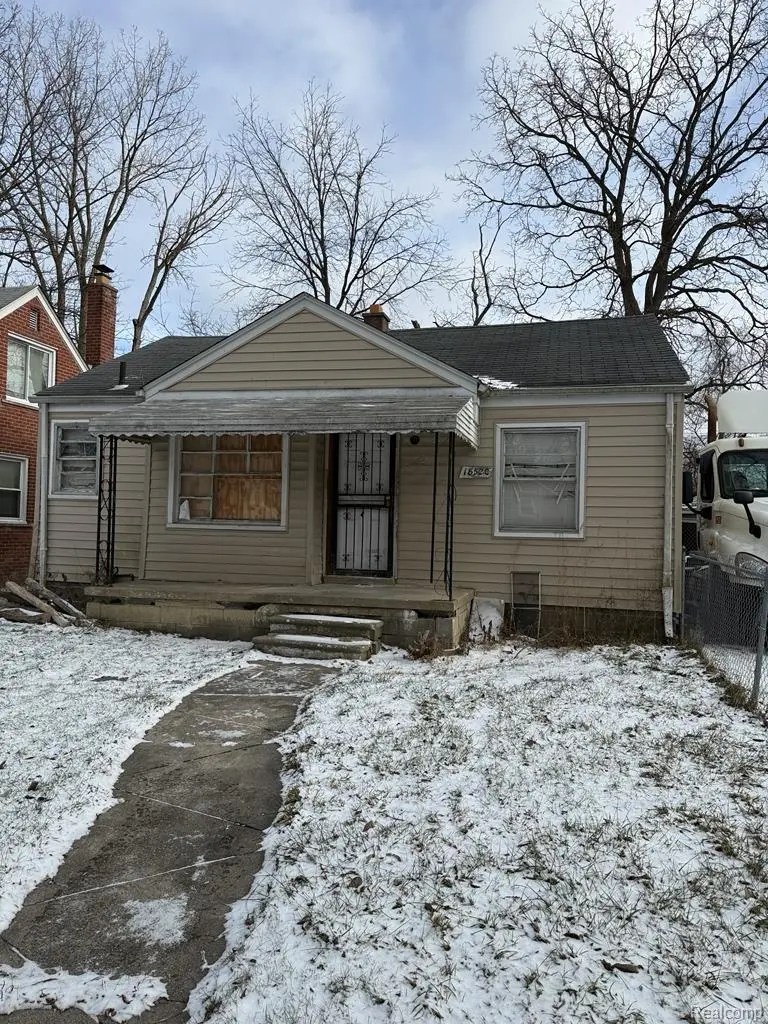 18520 Trinity St