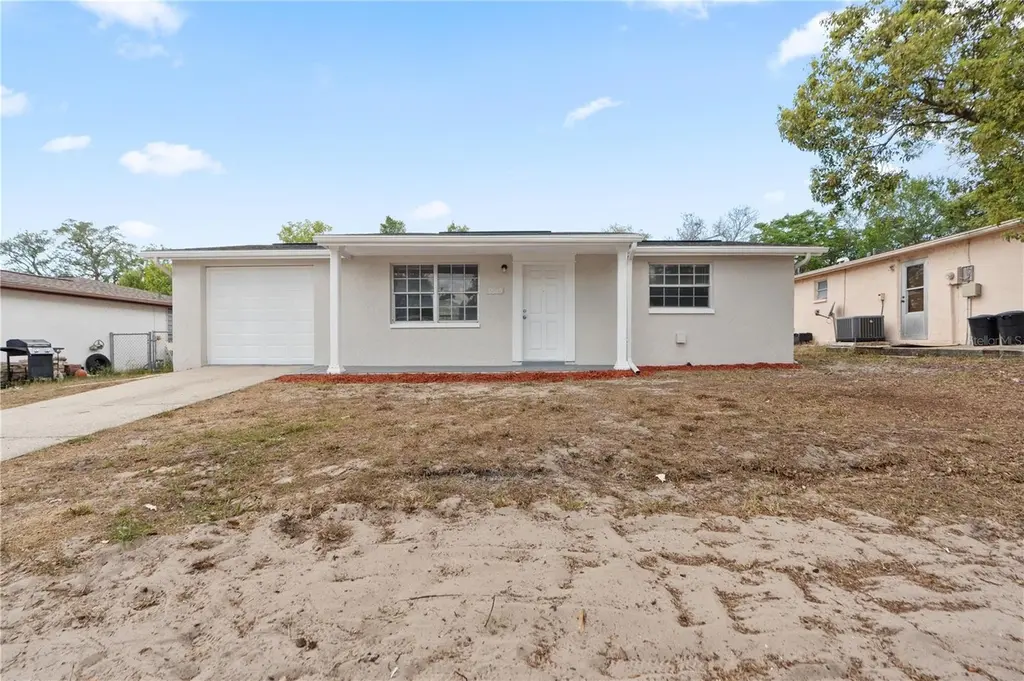 9915 Richwood Ln
