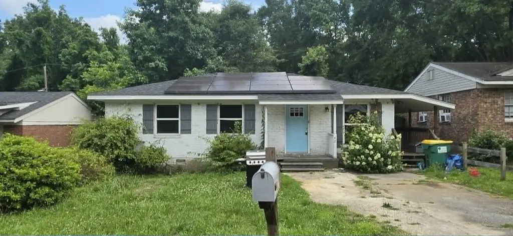 42 Shady Ln